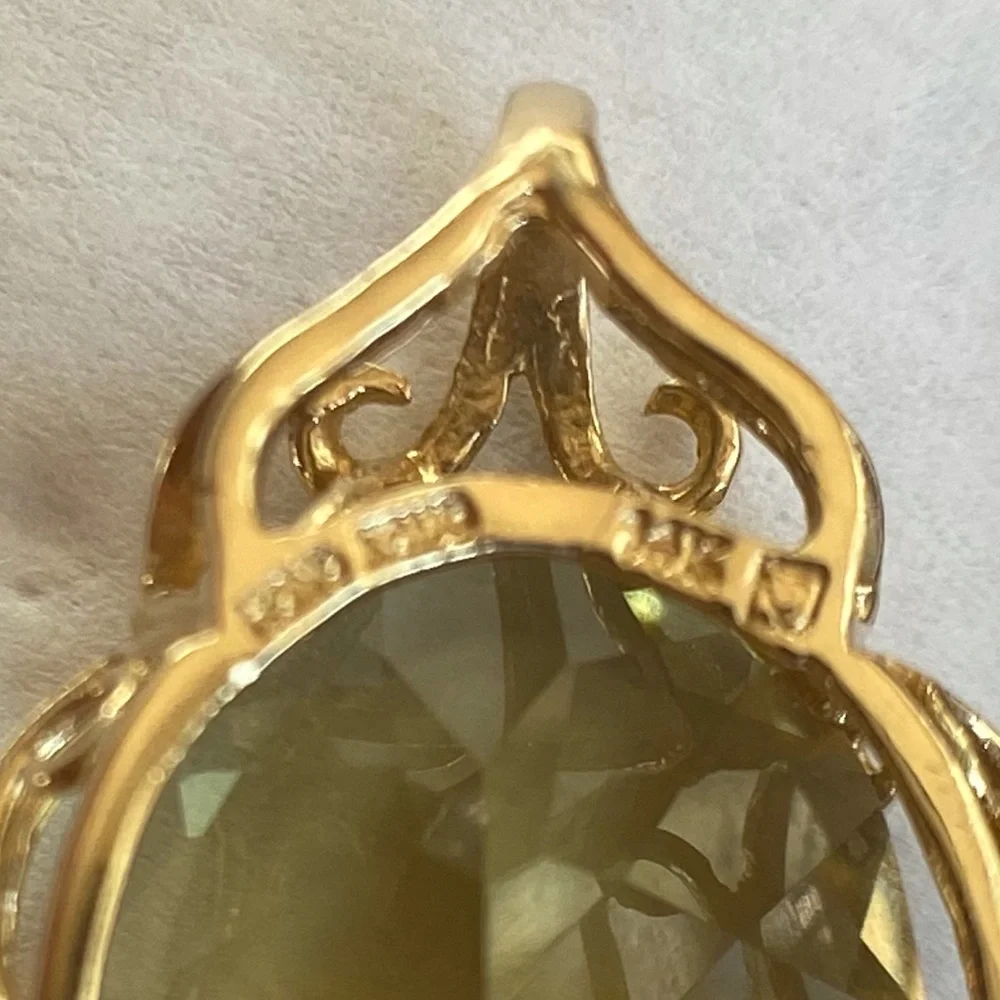 14 Carats Limon Quartz Scroll Frame Oval Pendant - SOLID 14K Yellow Gold